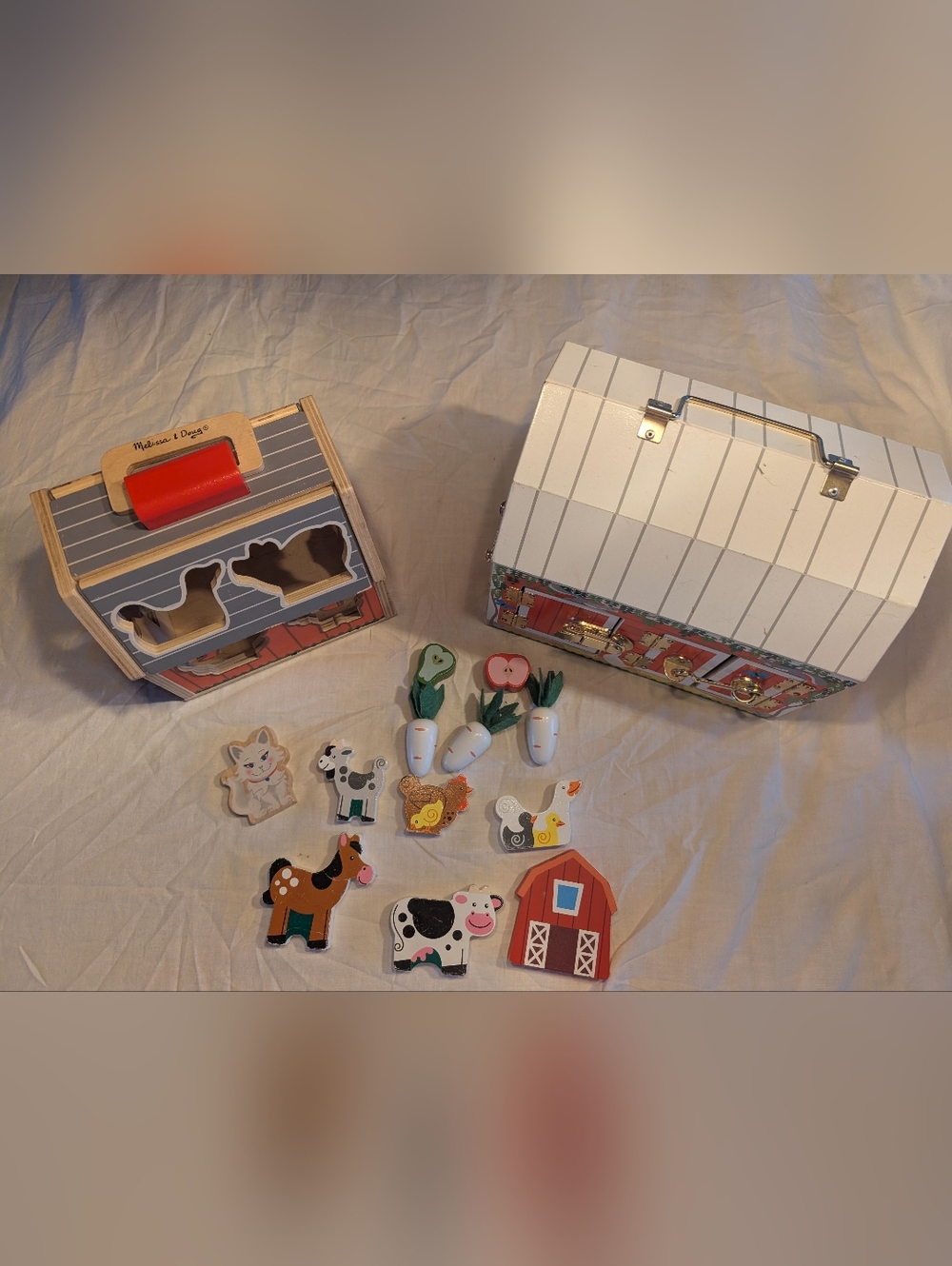💥 SALE 💥Melissa & Doug Farm Animal Wooden Toy Set - Red/White Barn Playset - Picture 3 of 16